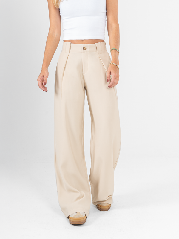 Ref: 0620069 Pantalón palazzo, prenses, tejido plano liviano, tiro alto, detalle en pretina,tono arena