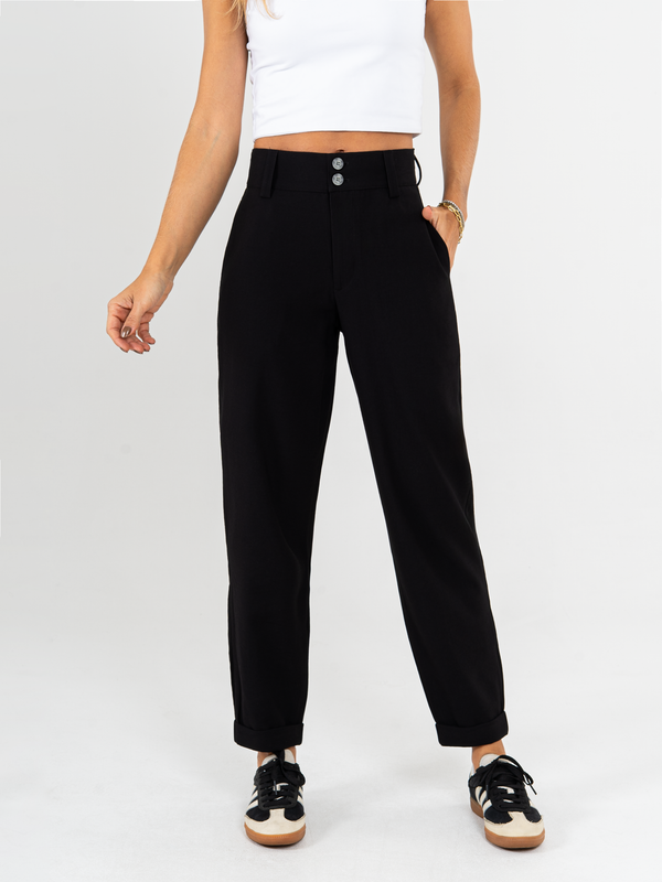 Ref: 0620070 Pantalón slouchy, sin prense, tejido plano liviano, tiro alto, tono negro.