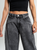 Ref: 065625 Jean barrel, rígido, tiro alto,  diseño cinco bolsillos, tono gris medio