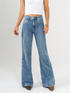 Ref: 065641 Jean mom Flare, rígido, tiro alto, detalle en pretina, tono azul medio