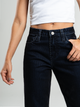 Ref: 065642 Jean straight leg, confort, denim acabado terciopelo, tono azul, tiro alto