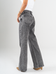 Ref: 065675 Jean mom flare, rígido, tiro alto, tono gris medio