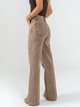 Ref: 065809 Pantalón flare stretch, bota ancha, tiro alto, tono café, silueta ajustada