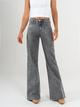Ref: 065810 Pantalón flare stretch, bota ancha, tiro alto, tono gris, silueta ajustada