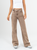 Ref: 065844 Pantalón mom Flare, stretch, tiro alto, detalle en pretina, tono cafe