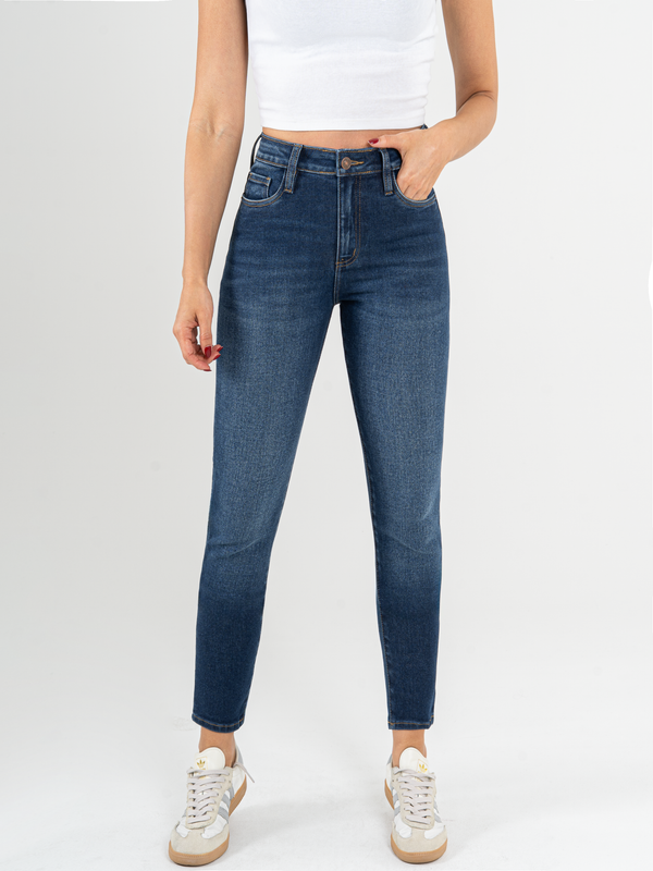 Ref: 065932 Jean Skinny stretch, tiro alto, tono azul oscuro.