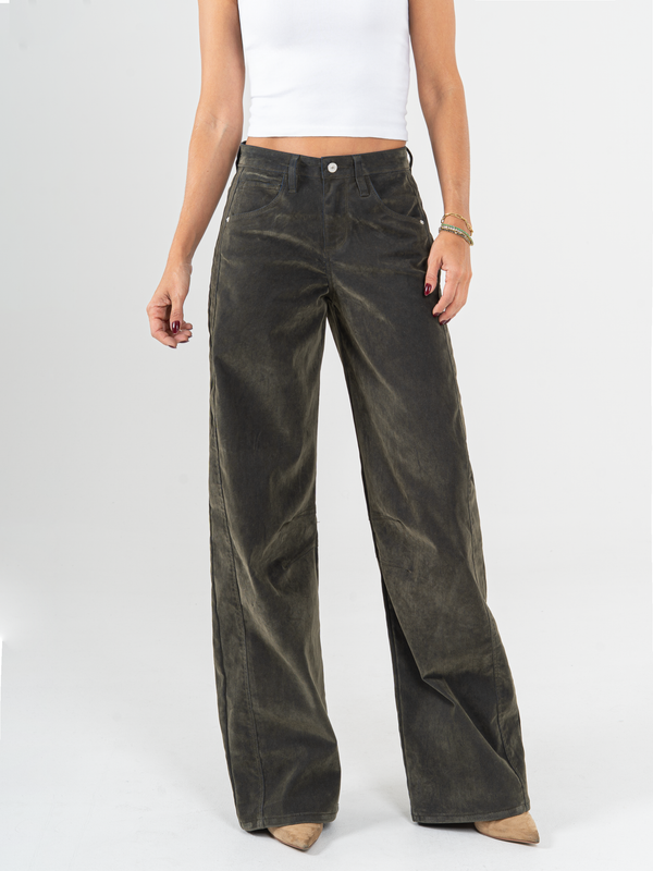 Ref: 066103 Jean wide leg, confort, denim velvet, acabado terciopelo, tiro alto, tono verde