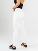 Ref: 069095 Pantalón mom fit stretch, tiro alto, tono ivory