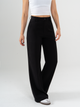 Ref: 069711 Pantalón mom flare, sin prenses, tejido plano liviano, tiro alto, tono negro