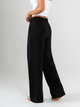 Ref: 069854 Pantalón mom flare, sobrepuesto delantero, tejido plano liviano, tiro alto, tono negro