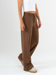 Ref: 069905 Pantalón straight leg, sin prenses, stretch, tejido plano liviano, tiro alto, tono café