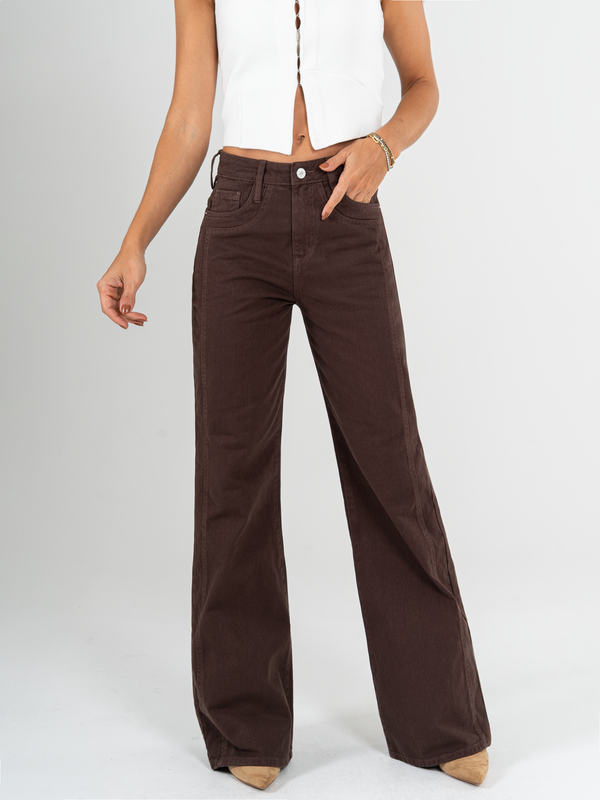 Ref: 069888 Pantalón mom flare, rígido, con cortes, tiro alto, cafe