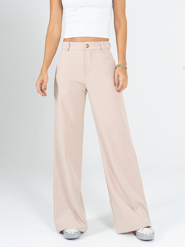 Ref: 069987 Pantalón palazzo, sin prenses, stretch, tejido plano liviano, tiro alto, tono arena.
