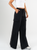 Ref: 069909 Pantalón palazzo cargo liviano, tono negro, silueta amplia, tiro alto