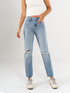 Ref: 065855 Jean Mom fit, rígido, tiro alto, tono azul medio claro con rotos