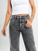 Ref: 065675 Jean mom flare, rígido, tiro alto, tono gris medio