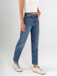 Ref: 065853 Jean Mom fit, rígido, tiro alto, tono azul medio
