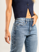 Ref: 065409 Jean Mom fit, slim cropped, rígido, tiro alto, corte en costado, tono azul medio