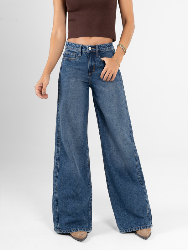 Ref: 066027 Jean palazzo, rígido, tiro medio, corte en costado, tono azul oscuro