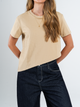 Ref: 0610469 T-shirt asimétrica, fondo entero, cuello en rib, tono beige