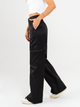 Ref: 069549 Pantalón cargo, straight leg, tejido plano liviano, detalle cierres, bolsillo laterales tono negro