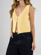 Ref: 0610450 Chaleco tejido acanalado, con broche delantero, tono amarillo
