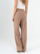 Ref: 069808 Pantalón mom flare, sobrepuesto delantero, tejido plano liviano, tiro alto, tono café