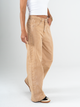 Ref: 069839 Pantalón wide leg, rígido, tiro alto, diseño cinco bolsillos, tono caqui