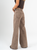 Ref: 065846 Jean palazzo, stretch, con cortes, tiro alto, tono cafe