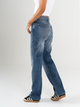 Ref: 065752 Jean straight leg, rígido, tiro medio, tono azul medio oscuro